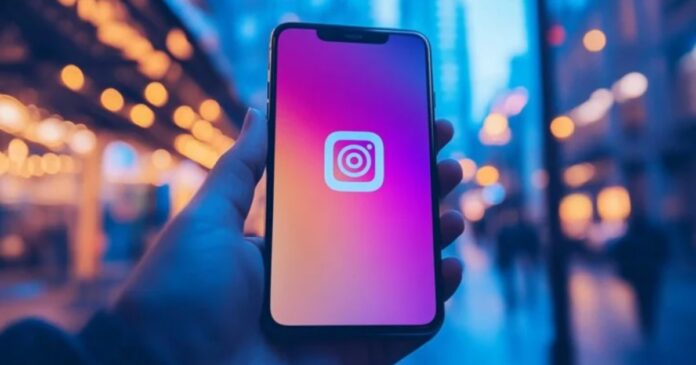instagram-is-evolving-rolls-out-map-repost-and-new-friends-section