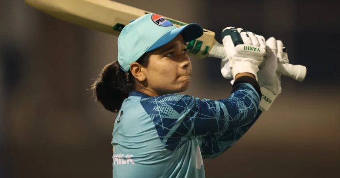 Fatima Sana calls for ‘Longer Knocks’ as Pakistan search for spark