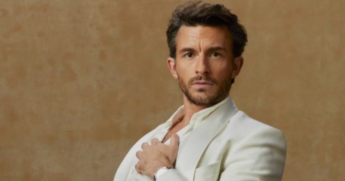 jonathan-bailey-is-the-sexiest-man-alive