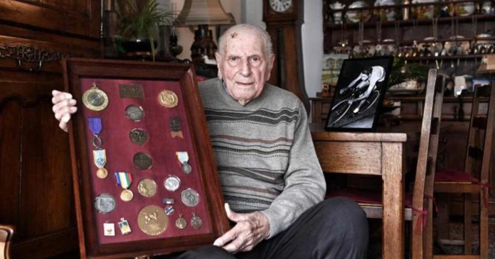 Charles-Coste-Dies-at-101