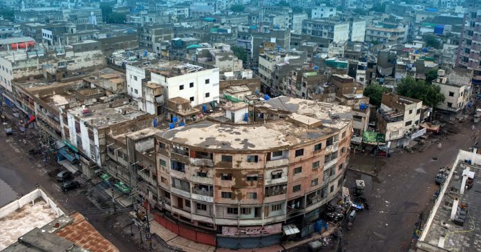 pakistans-urban-housing-crisis