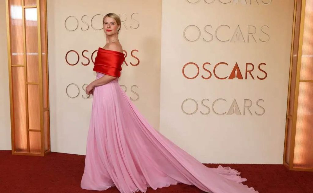 oscars-best-dressed-jessie-buckley