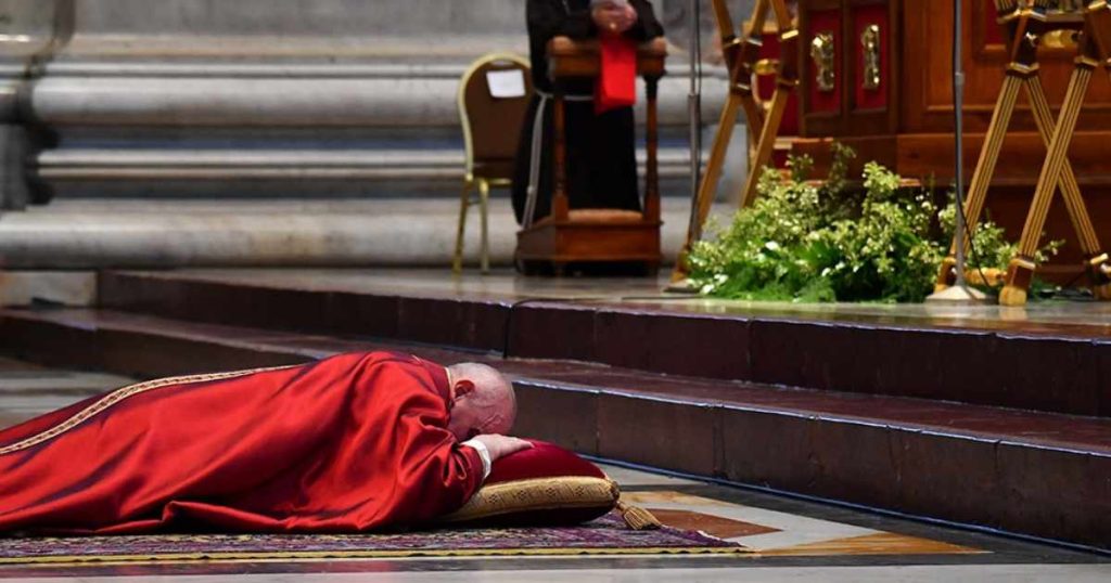 good-friday-pope-francis