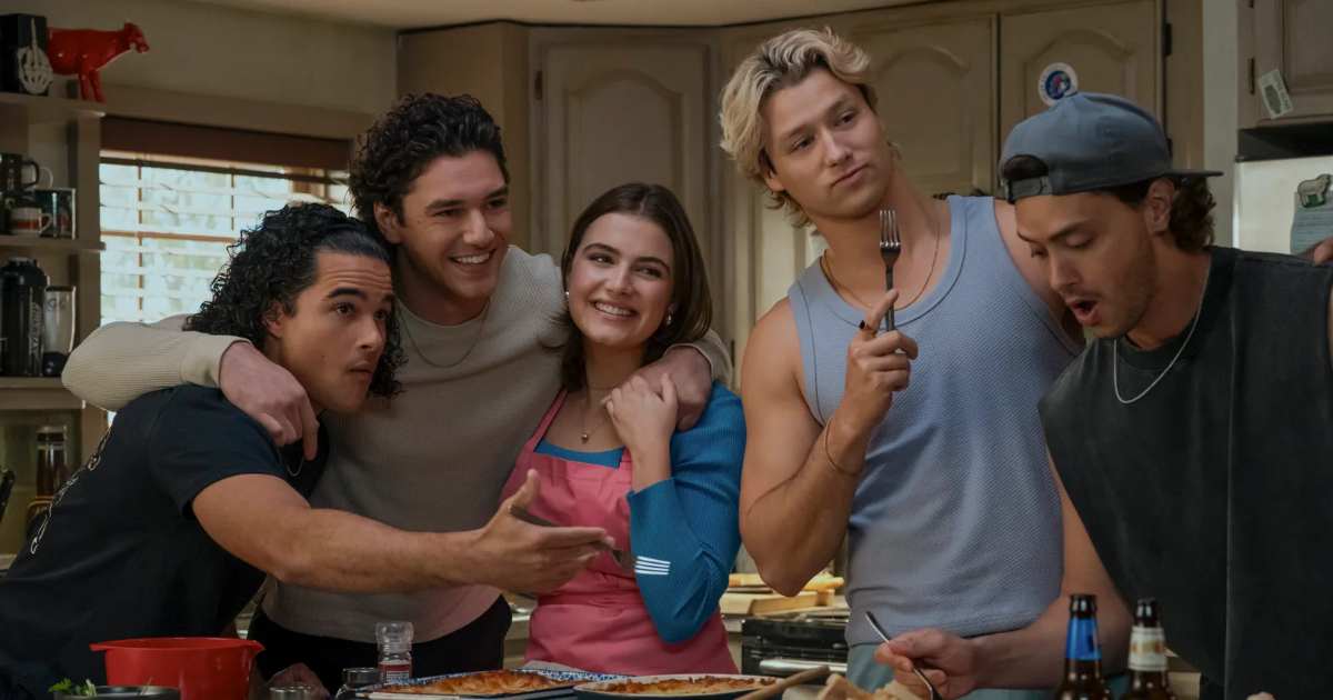 Off Campus Prime Video The Deal Elle Kennedy adaptation Briar University series show Off Campus review 2026 Prime Video Obsession is in Season