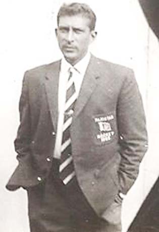Anwaar-Ahmed-Khan