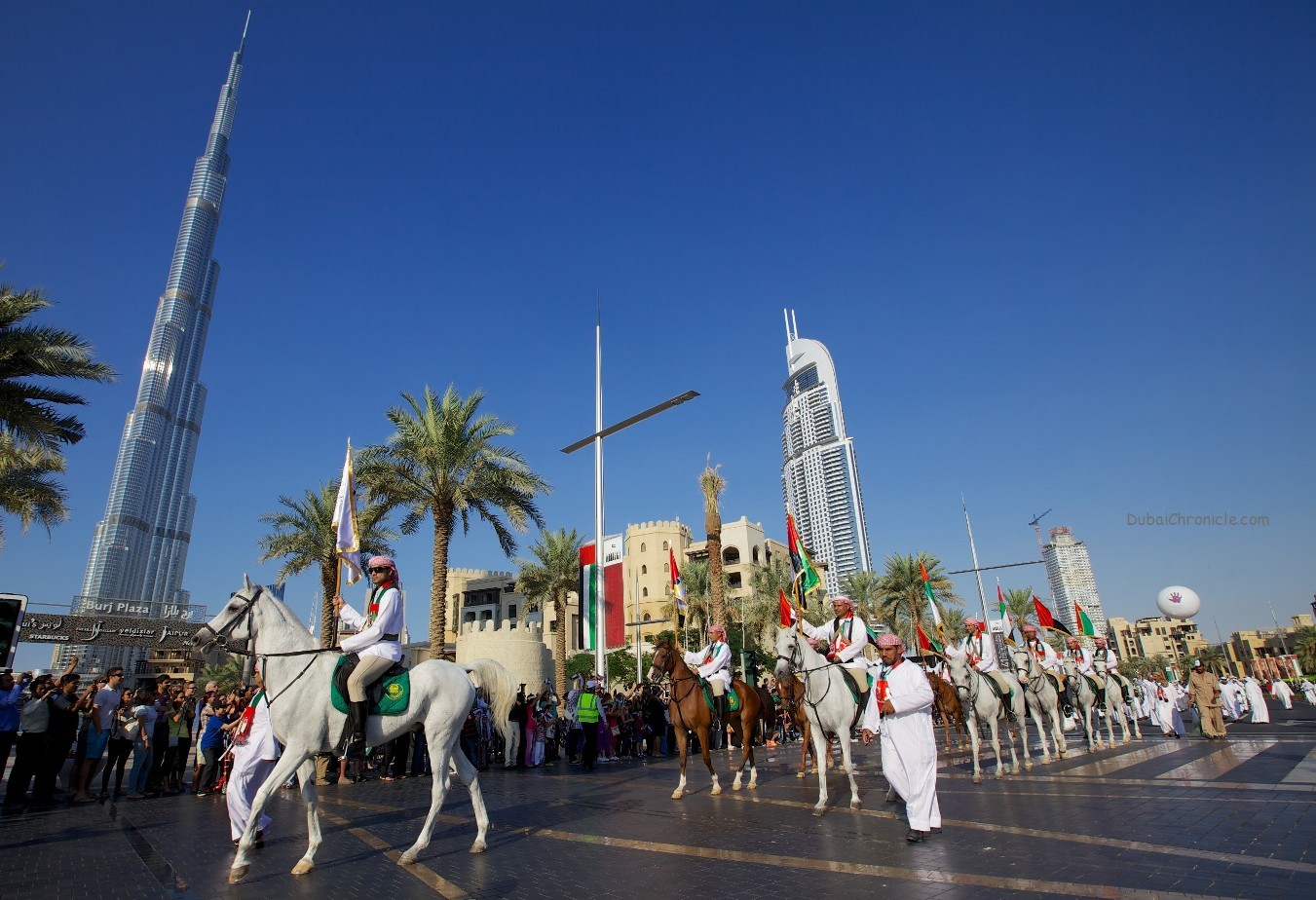 Downtown-Dubai-Parade-National-Day