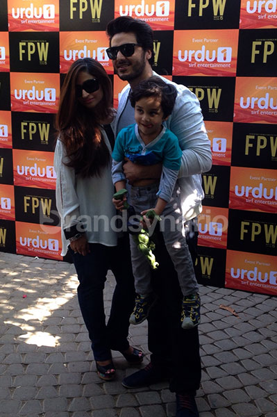 Ahsan Khan with family at FPW'15 Brunch by Urdu1 (26)