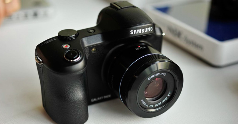 Introducing the Samsung Galaxy NX DSLR Camera