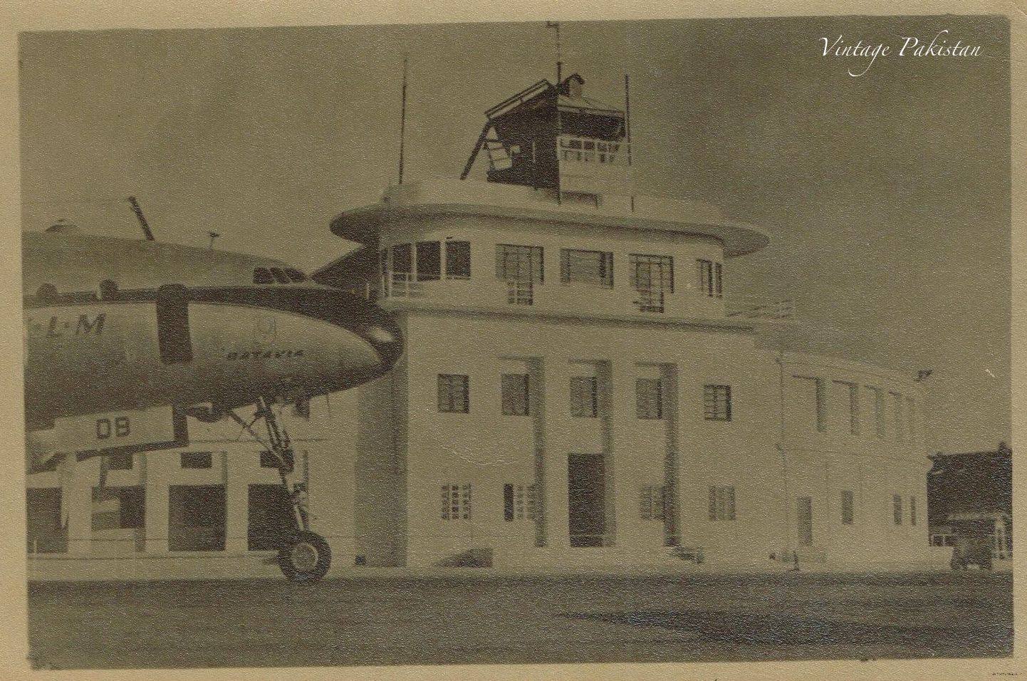 karachi-airport-in-1954