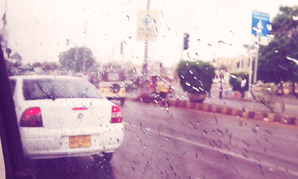 Karachi-rain-lead