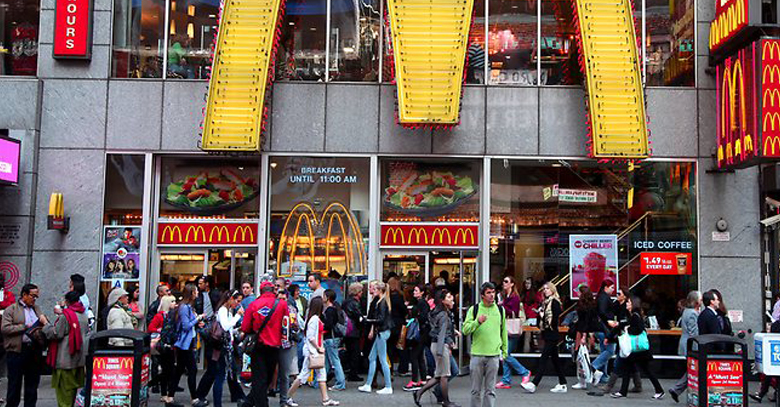 McDonalds in Vietnam I m Lovin it