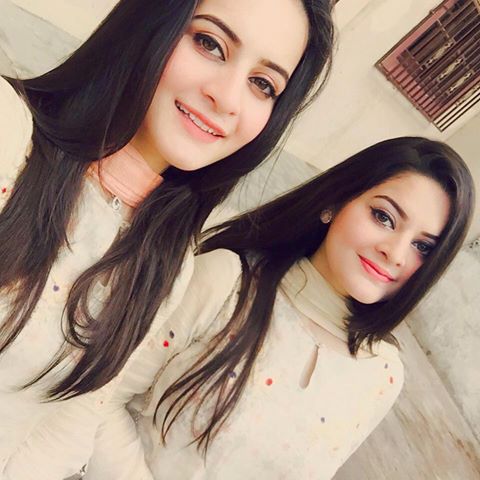 Pakistani actresses Minal Khan and Aiman Khan