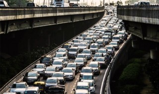 New-Delhi imposes car restrictions