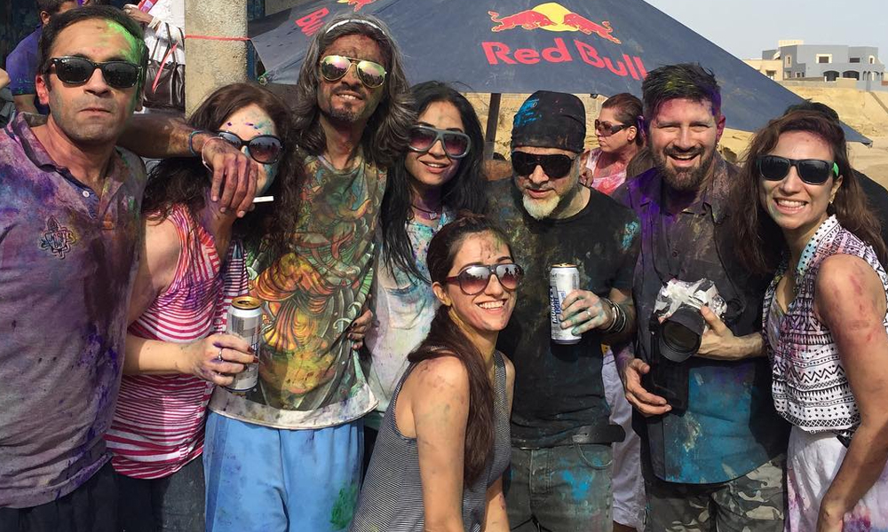 pakistani celebrities play holi at a private party dailymotion