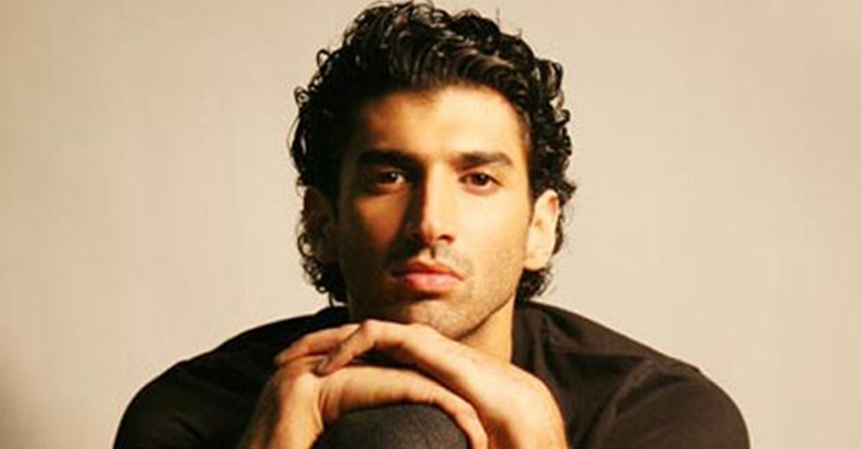 Q-Mobile approaches Bollywood