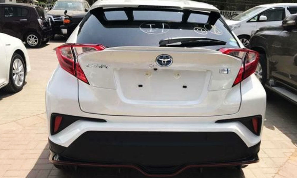 Toyota-C-HR-Trunk