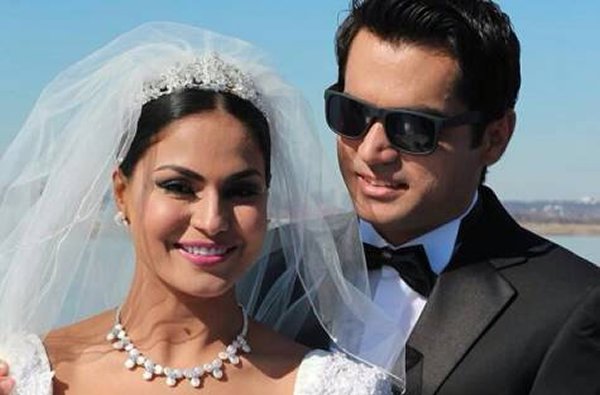 veena malik divorce 