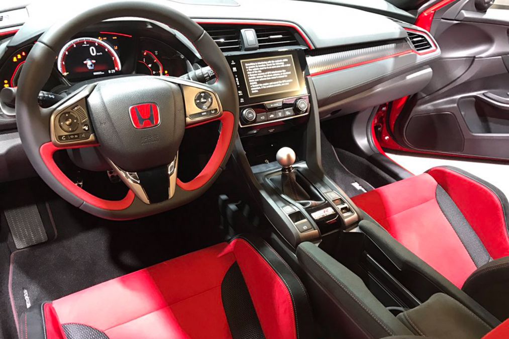 Honda Civic Type R 17 Fastest Car Makes Global Debut At Geneva Motor Show Brandsynario
