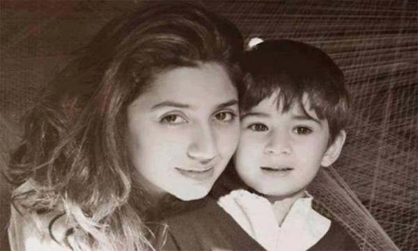 Mahira Khan with Son