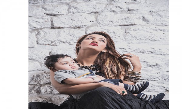 Mathira with Son Aahil