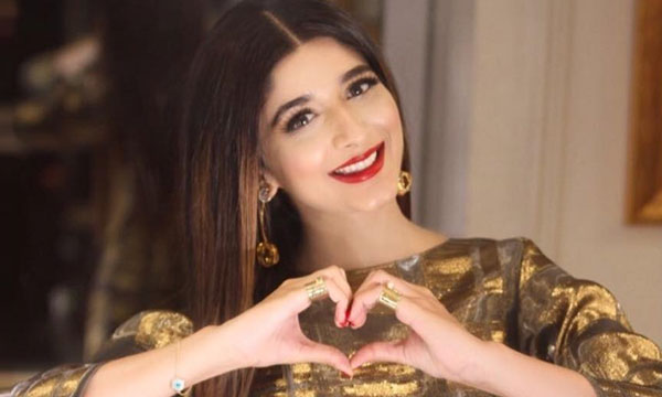 Mawra Hocane To Sizzle In Upcoming Pakistani Debut Movie Brandsynario