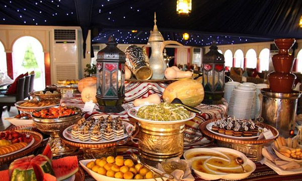 7 Food Items That Complete Your Iftar Table - Brandsynario 7 Food Items That Complete Your Iftar Table - Brandsynario