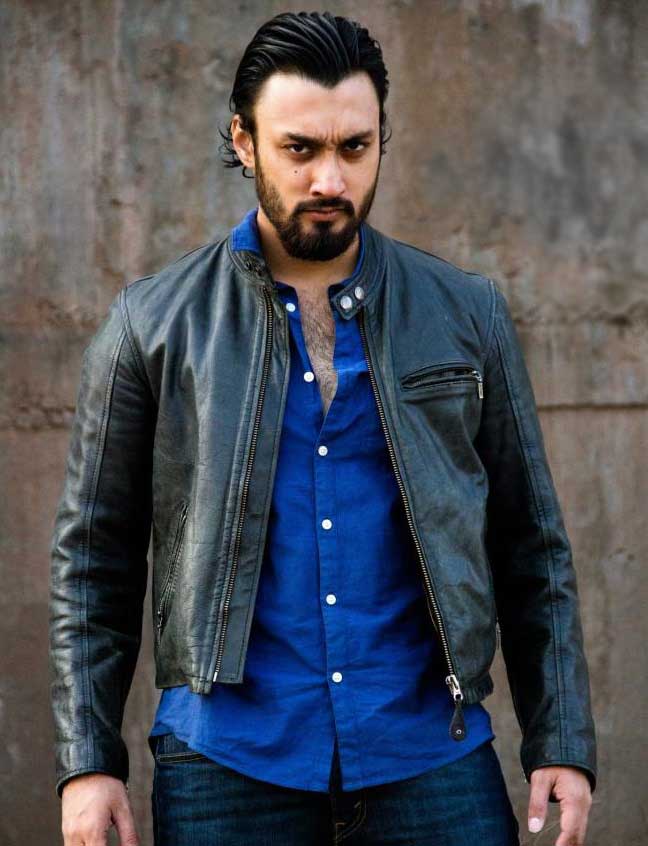 10 Hottest Pakistani Men With Sexy Beards Who Are Nailing #